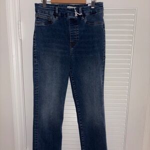 Good American Pull on jeans